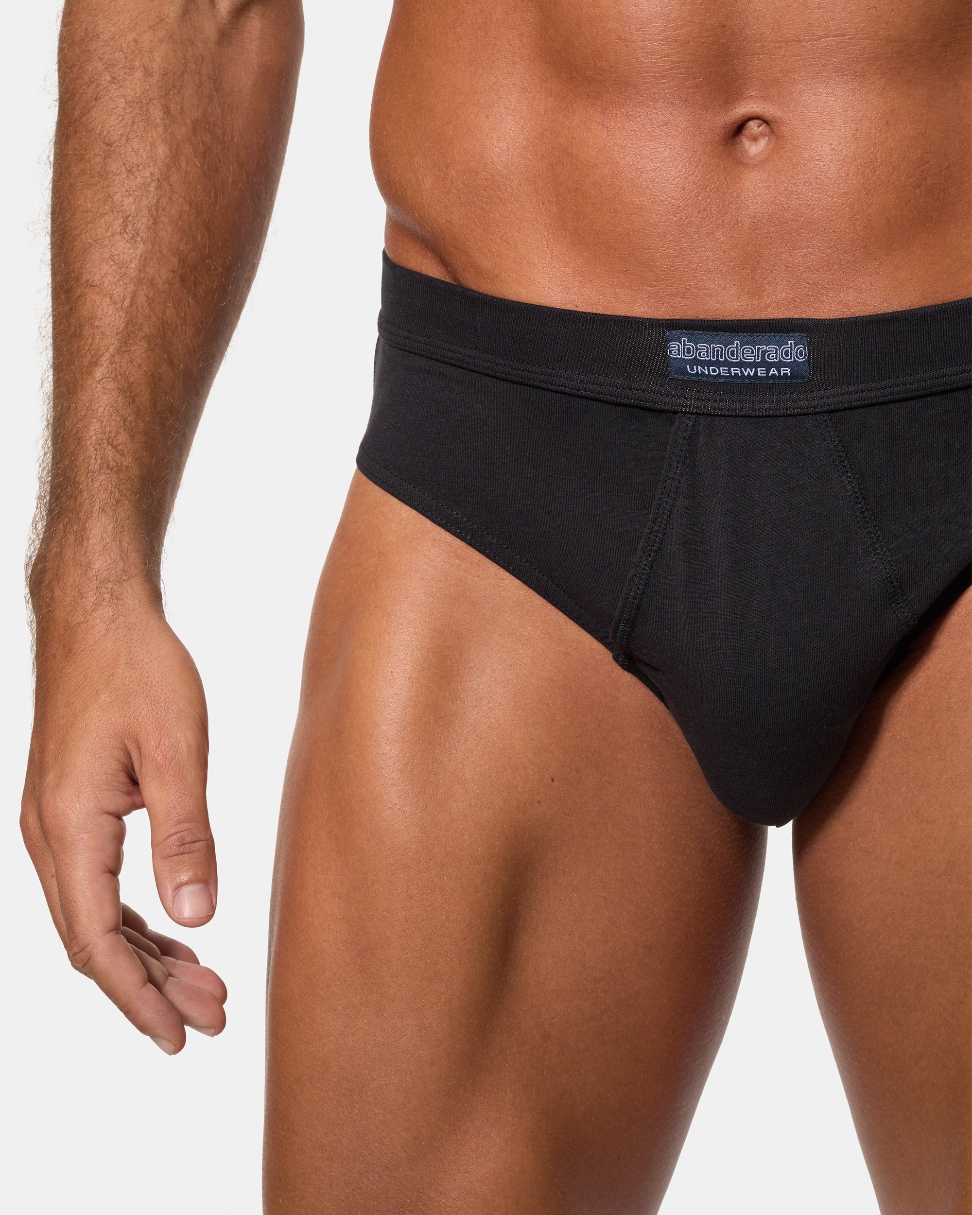 A5379E2 CC2 05 front zoom